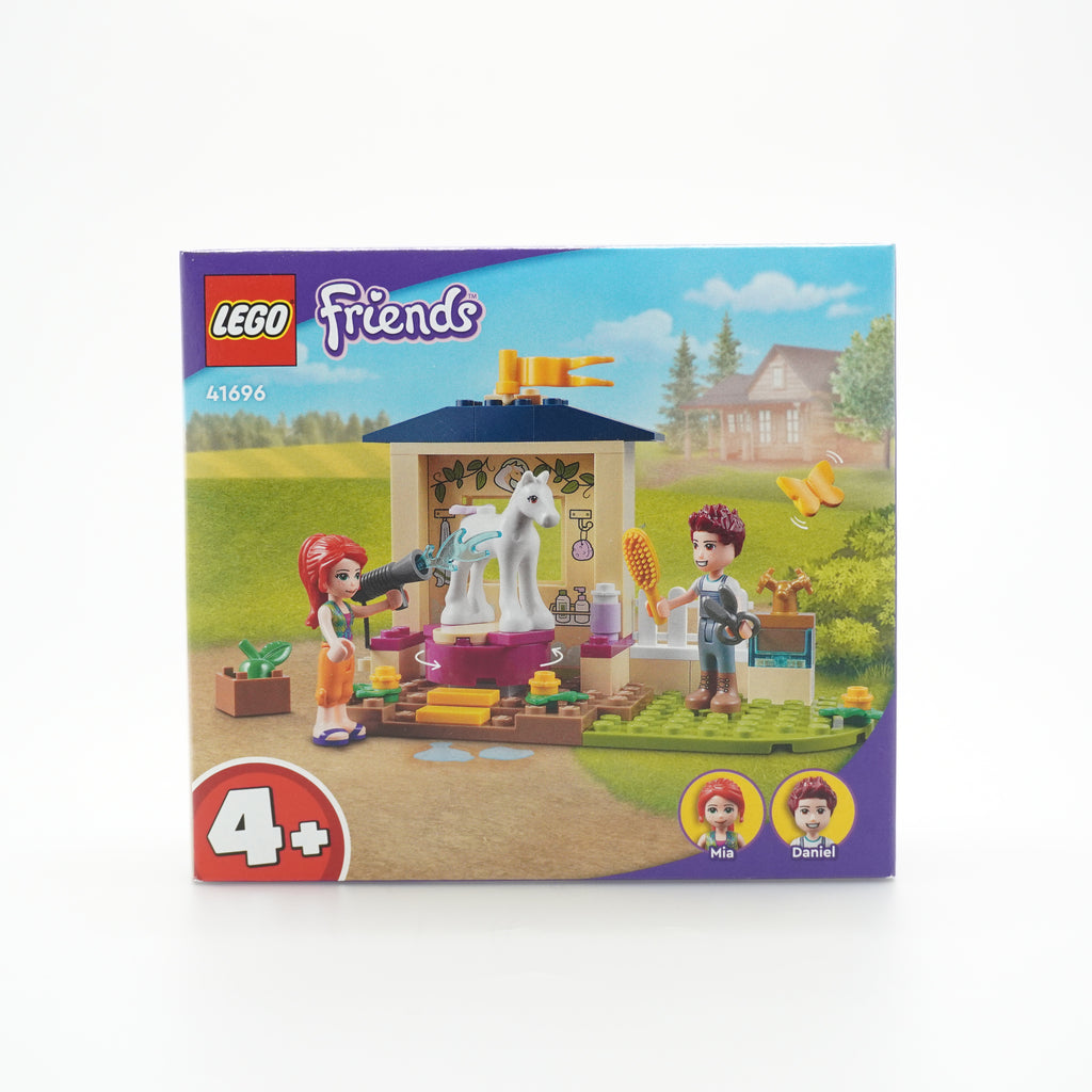 LEGO® Pony-Washing Stable 41696