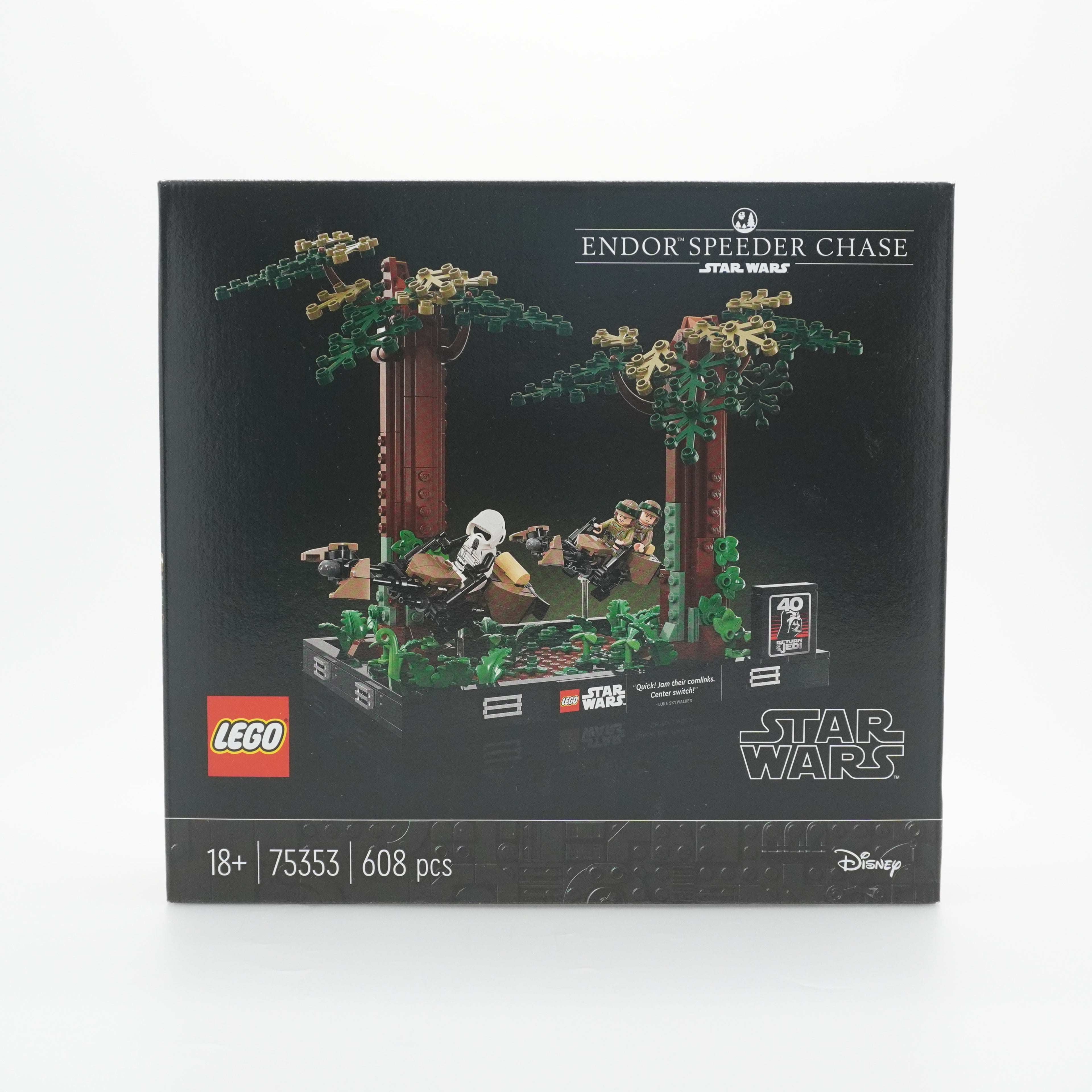 LEGO® Endor Speeder Chase Diorama 75353