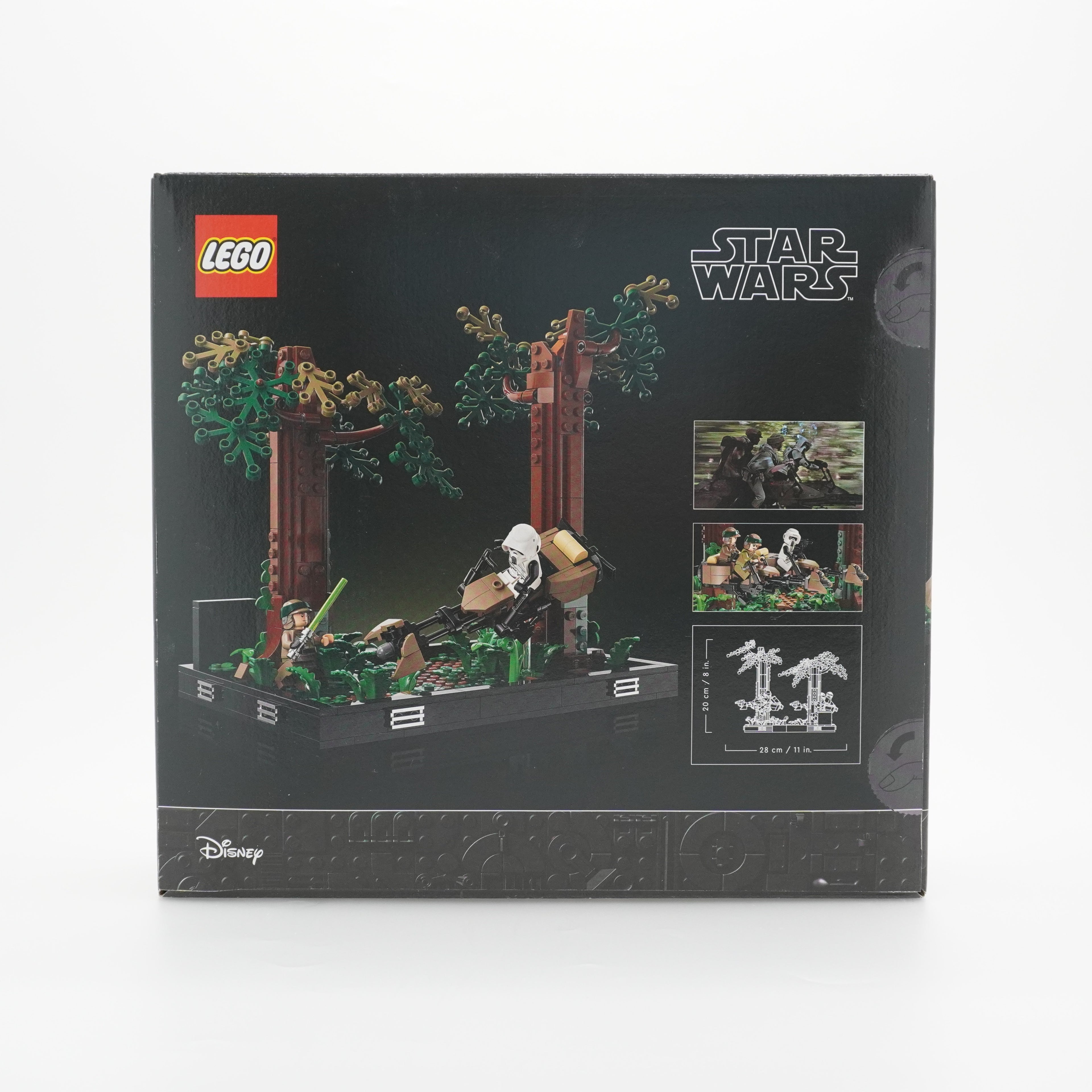 LEGO® Endor Speeder Chase Diorama 75353