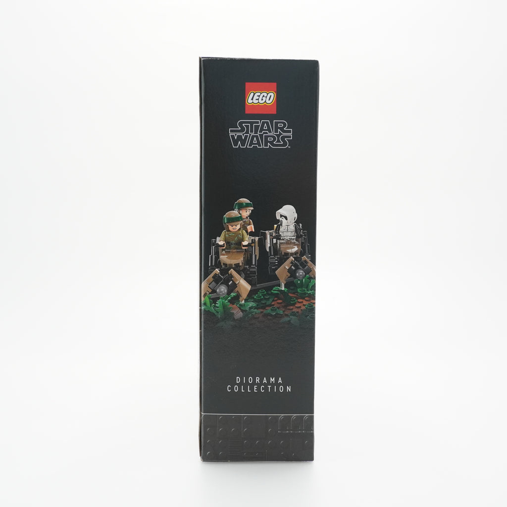 LEGO® Endor Speeder Chase Diorama 75353