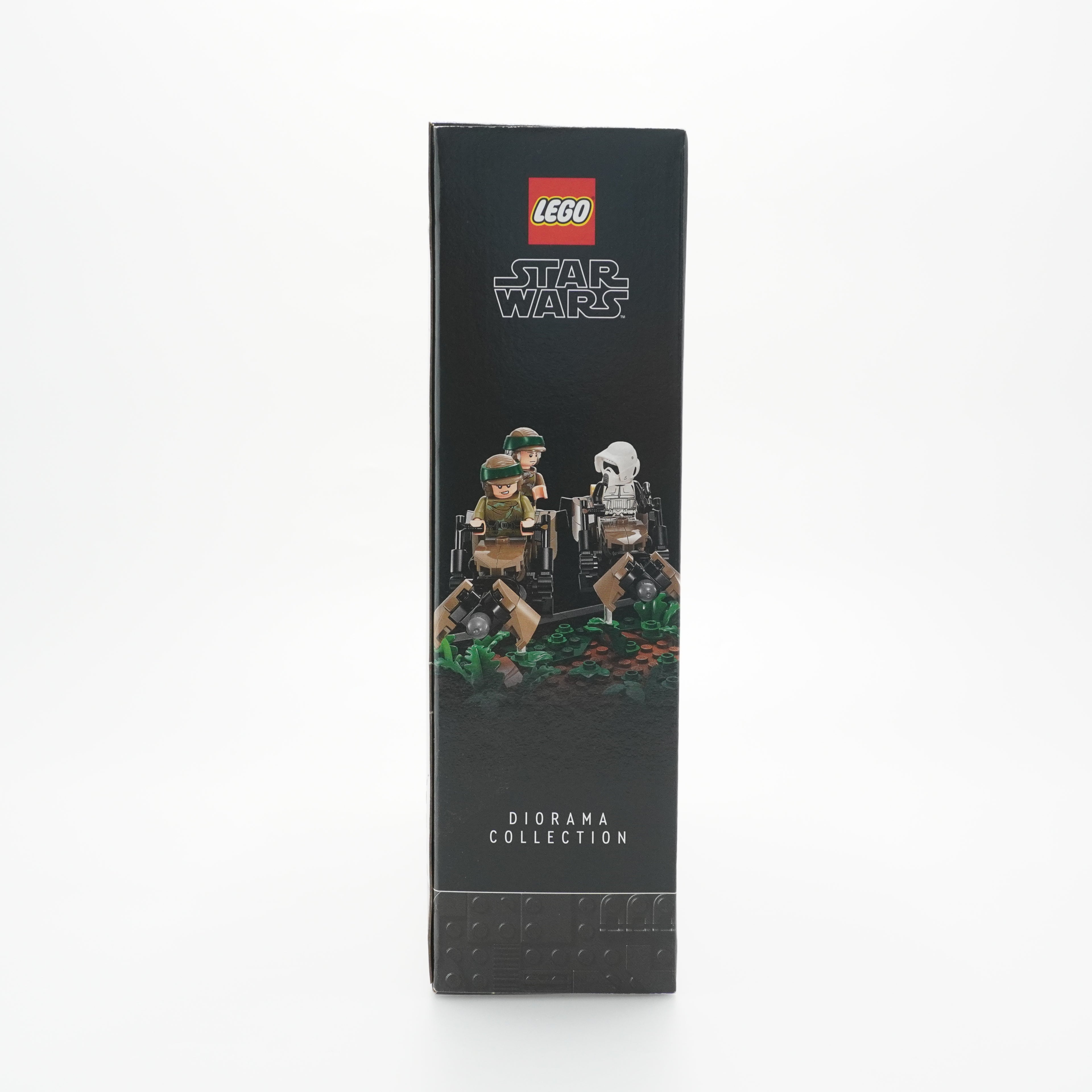 LEGO® Endor Speeder Chase Diorama 75353